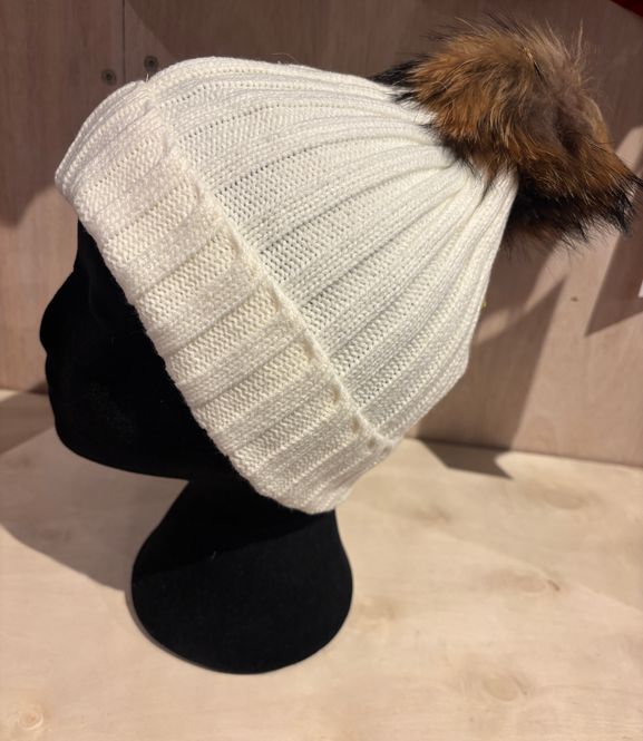 Main Image Three hats with pompom