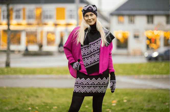 Main Image Njunnesuorran scarf